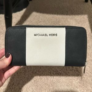 Black and White Michael Kors Wallet